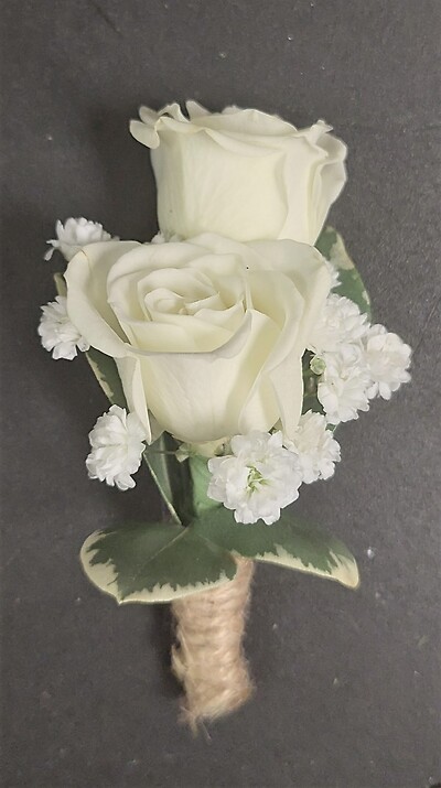 AF Double Sweetheart Roses with Jute