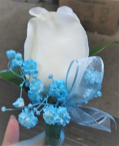 AF White rose with tipped baby&#039;s breath and ribbon loop