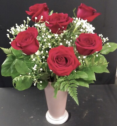 AF Half Dozen Roses With Pink Container