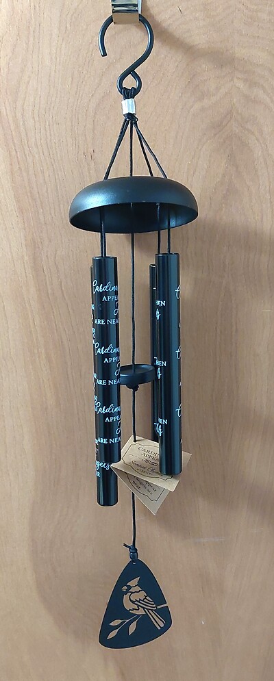 AF 21&quot; Black Chime, Cardinals Appear