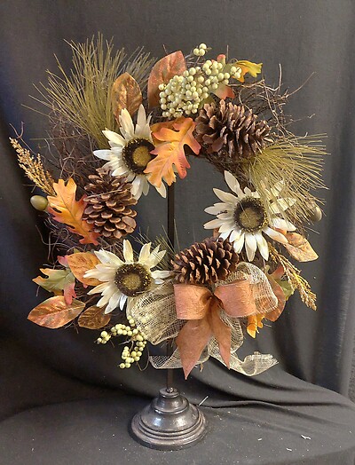 AF White Sunflower Wreath (Stand not Included)
