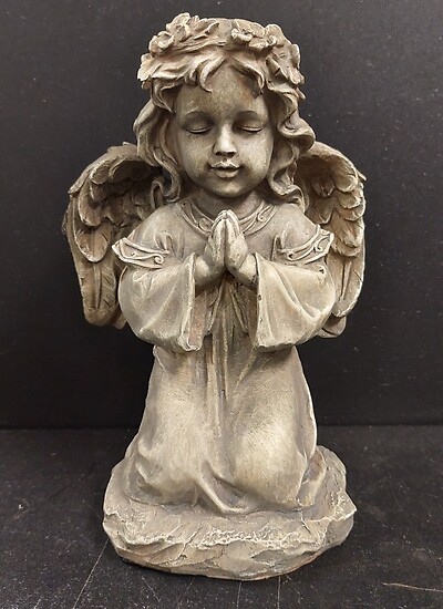AF Angel Praying 1
