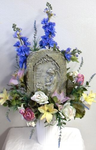 AF God&#039;s Angel Plaque Bouquet White Vase
