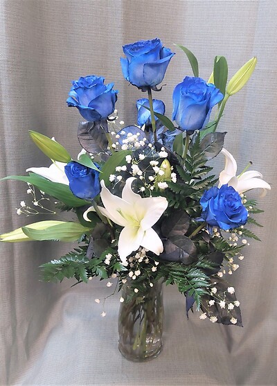 AF Blue Roses With White Lily's