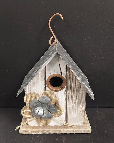 AF Wooden Bird House