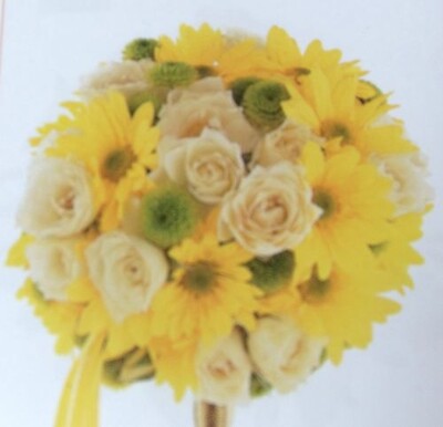Arnold Florist Yellow and White Nosegay