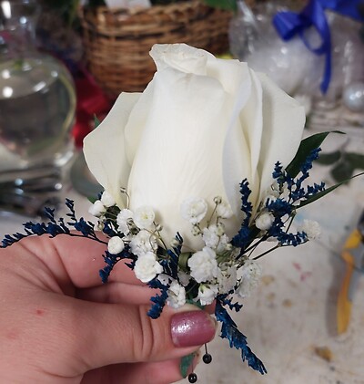 AF Large White Rose with Baby&#039;s Breath and Royal Blue Caspia