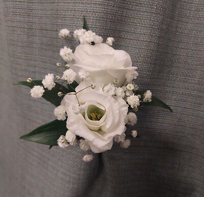 AF Double White Lisianthus Bout.