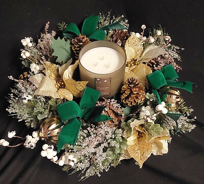 AF Gold and Velvet Emerald Green Centerpiece with Snow kissed Vanilla Candle, Silk