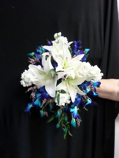 AF Brilliant Blue Bouquet