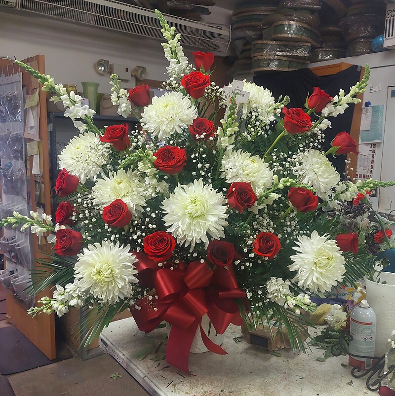 AF Divine Cremon Mum and Rose Funeral Container Arnold, MO Florist