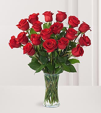 AF 18 Red Rose Bouquet