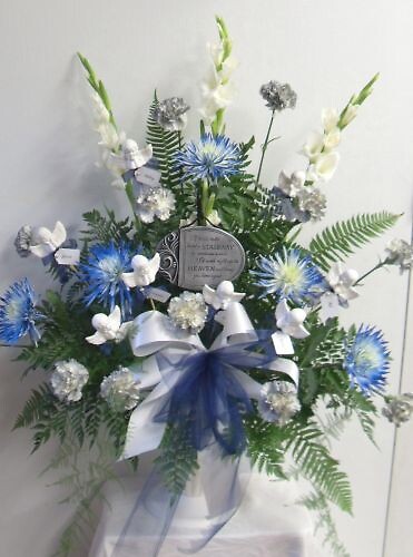 AF Bouquet with Cherubs