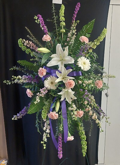 AF Her Peaceful Reflection Easel In Pinks