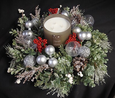 AF Snow Kissed Vanilla Centerpiece