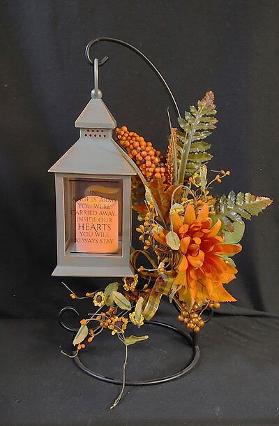 AF Bronze Lantern with Fall Silk Mix, Easel Design 1