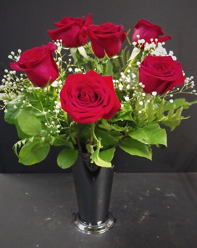 AF Half Dozen Roses With Black Container