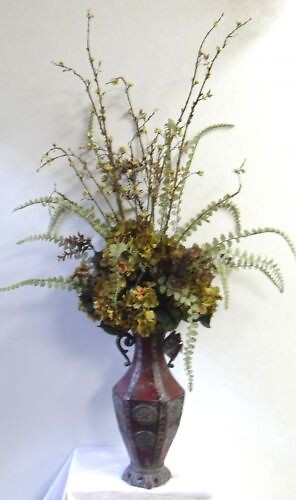 Metal Vase Design