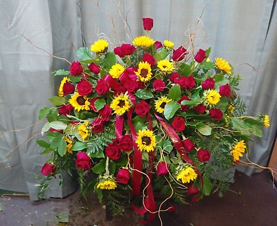 AF Large Red Rose and Sunflower Casket Spray